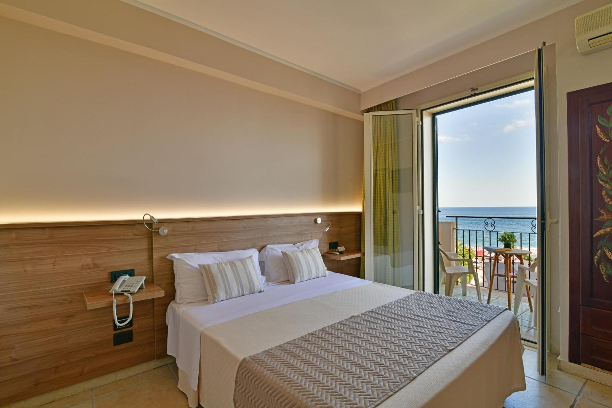 Hotel & Apartments Villa Linda Giardini Naxos Exterior photo