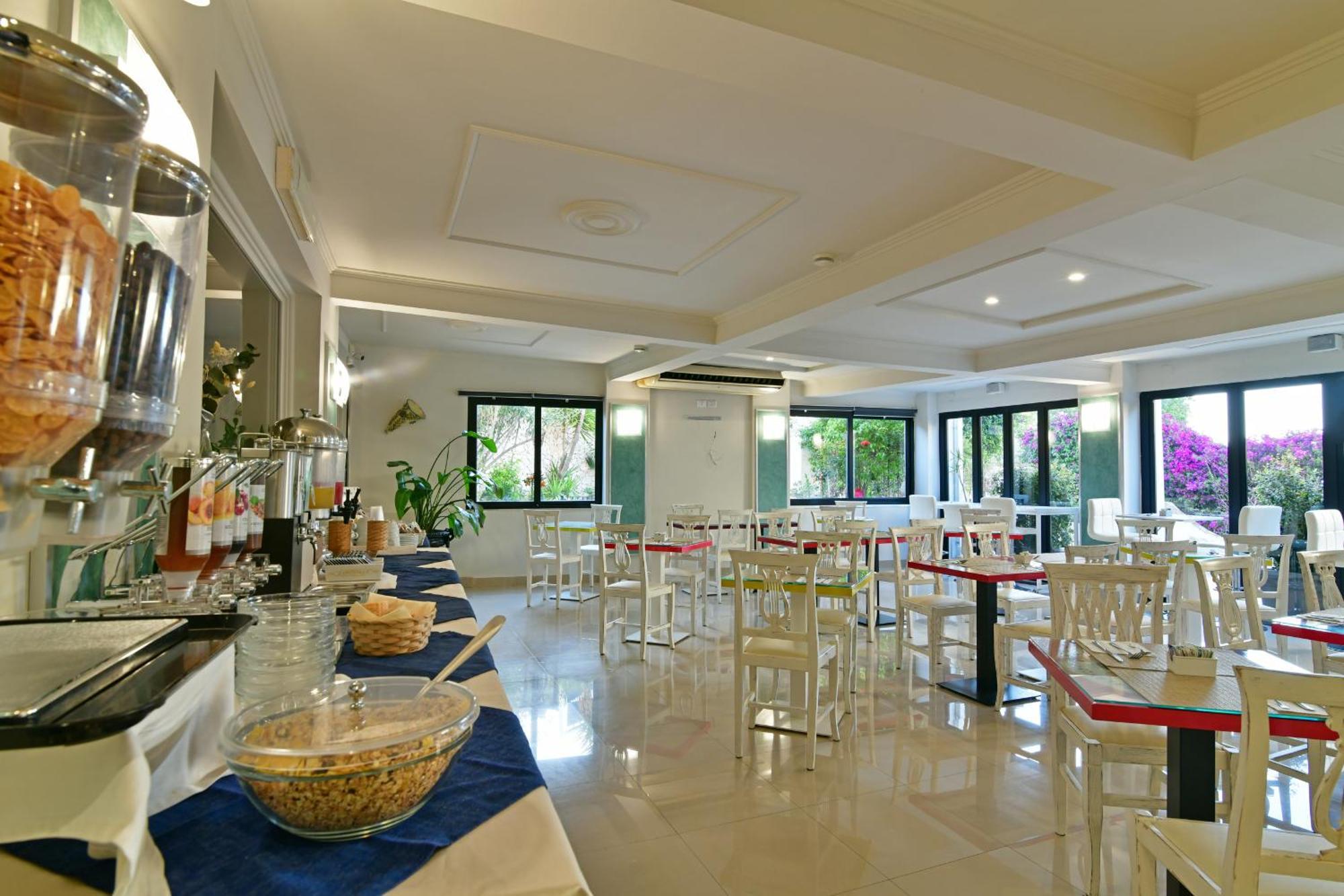 Hotel & Apartments Villa Linda Giardini Naxos Exterior photo