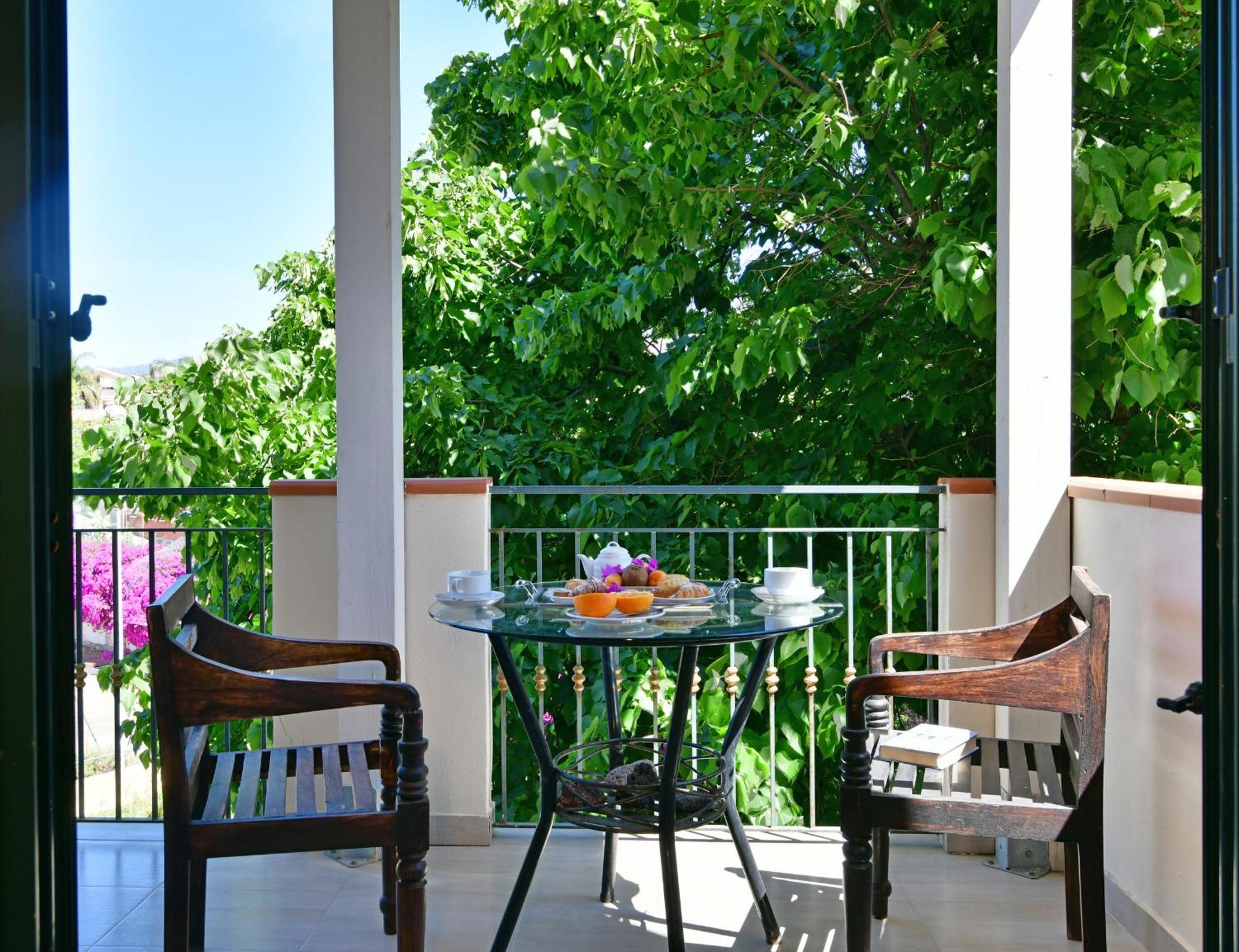 Hotel & Apartments Villa Linda Giardini Naxos Exterior photo