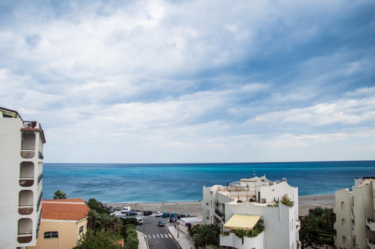 Hotel & Apartments Villa Linda Giardini Naxos Exterior photo
